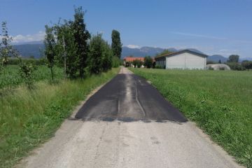 Rifacimento di tappetino d'usura su porzioni di Strada Braide e Strada Avaro