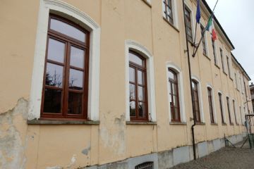 Rifacimento infissi presso la scuola primaria (cofinanziamento da parte della Provincia di Torino)