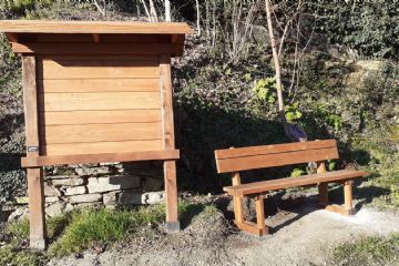 Nell'ambito del nuovo percorso "La memoria ed i sentieri partigiani" (misura GAL 7.5.2) installazione di nuove bacheche con panchine e/o tavoli in località Cuccia, S.Michele, pista ciclabile, polivalente.