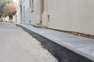 Interventi per la riqualificazione e messa in sicurezza della viabilità pedonale lungo Via Vittorio Emanuele II, con rifacimento rete di raccolta acque meteoriche (ottobre-novembre 2020)