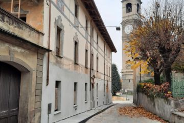 Interventi per la riqualificazione e messa in sicurezza della viabilità pedonale lungo Via Vittorio Emanuele II, con rifacimento rete di raccolta acque meteoriche (ottobre-novembre 2020)