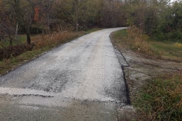 Asfaltature di tratti di sedi viaria (discesa Colombere, tratto Strada Roncaglia, tratti Strada del Gatto, discesa Strada delle Rocchette)