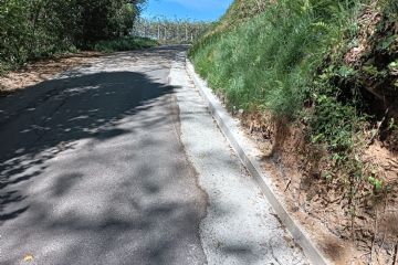 Realizzazione cunetta per raccolta acque lungo Strada Cuccia (loc. Pron)