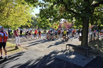 Pedalata Upslowtour con Cassani