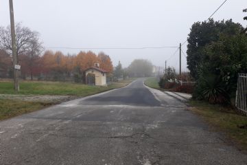 Asfaltature di tratti di sedi viaria (discesa Colombere, tratto Strada Roncaglia, tratti Strada del Gatto, discesa Strada delle Rocchette)