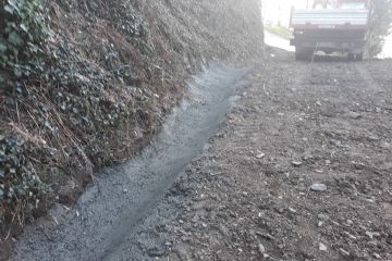 Realizzazione scogliera e canalizzazione acque piovane località Ghiot
